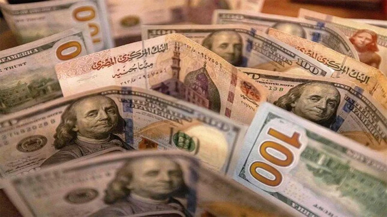 تحديثات الصرف.. زيادة جديدة في سعر الدولار أمام الجنيه بالبنوك المصرية اليوم